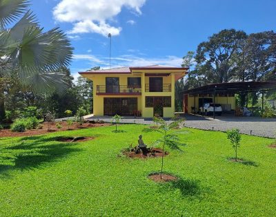 Costa Rica Rainbow House