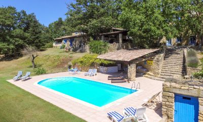 Occitanie Coach House