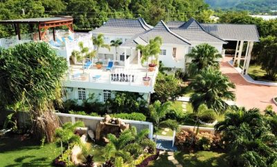 Discovery Bay Luxury Villa