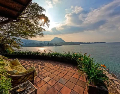 Amankaya Lake House